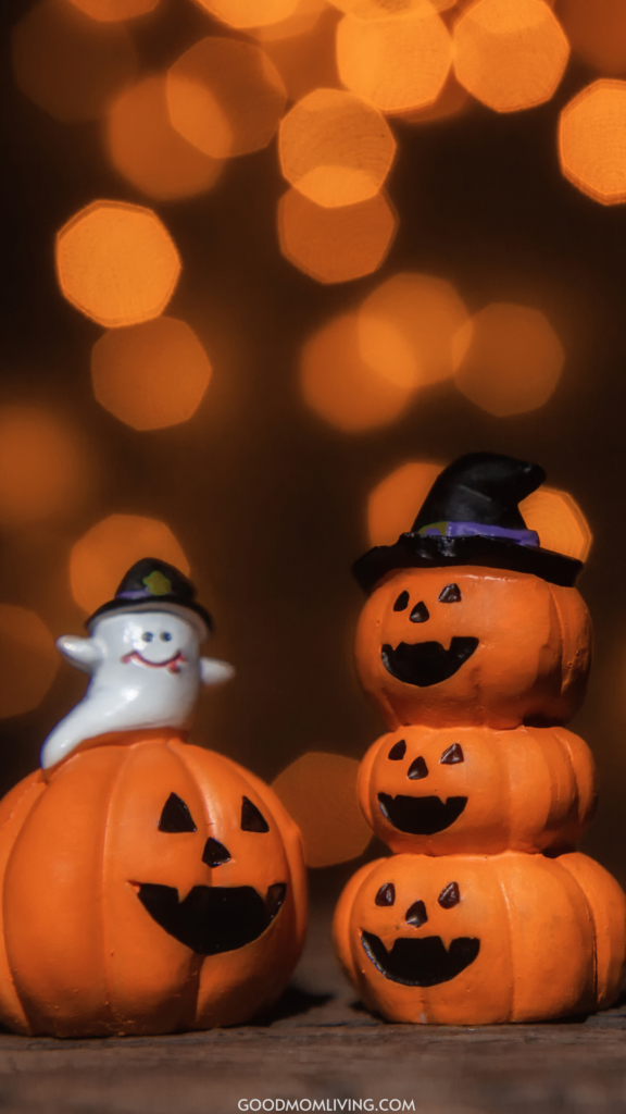 30 Cute Halloween iPhone Wallpaper Backgrounds (FREE DOWNLOAD)