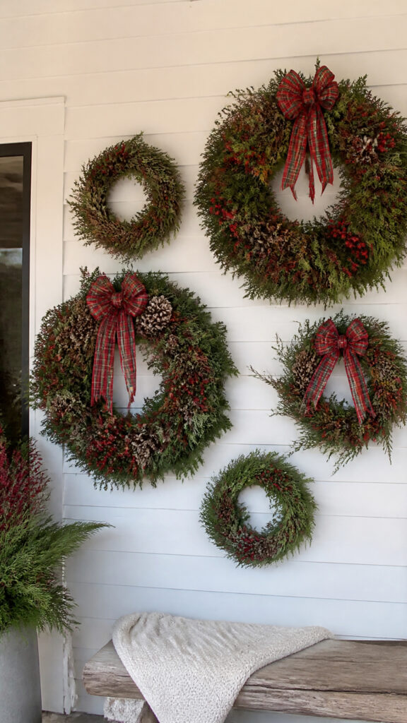 Hang a Beautiful Christmas Wreath Collection