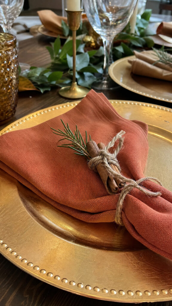 Festive Cloth Napkins With Napkin Rings