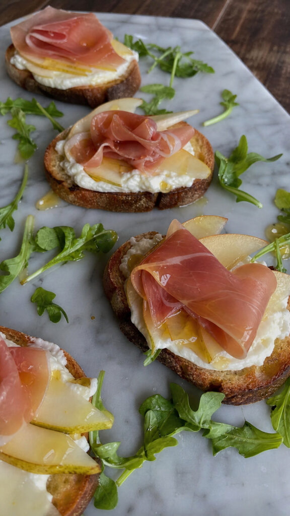 Pear and Prosciutto Crostini
