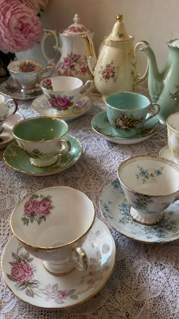 Use Vintage And Mismatched China
