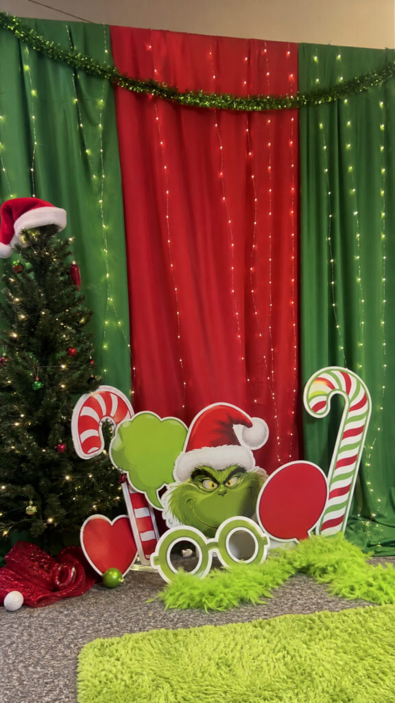Grinch Photo Booth