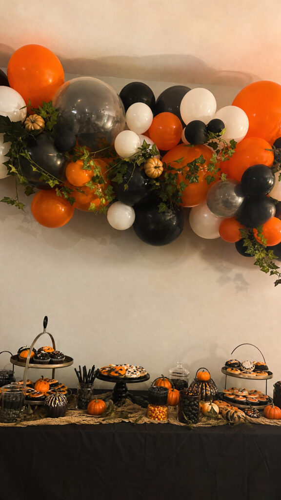 Pumpkin Patch Balloon Garland