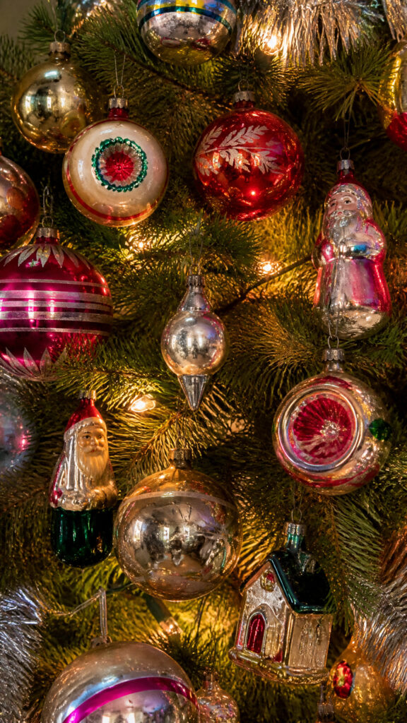 Hunt for Authentic Vintage Ornaments