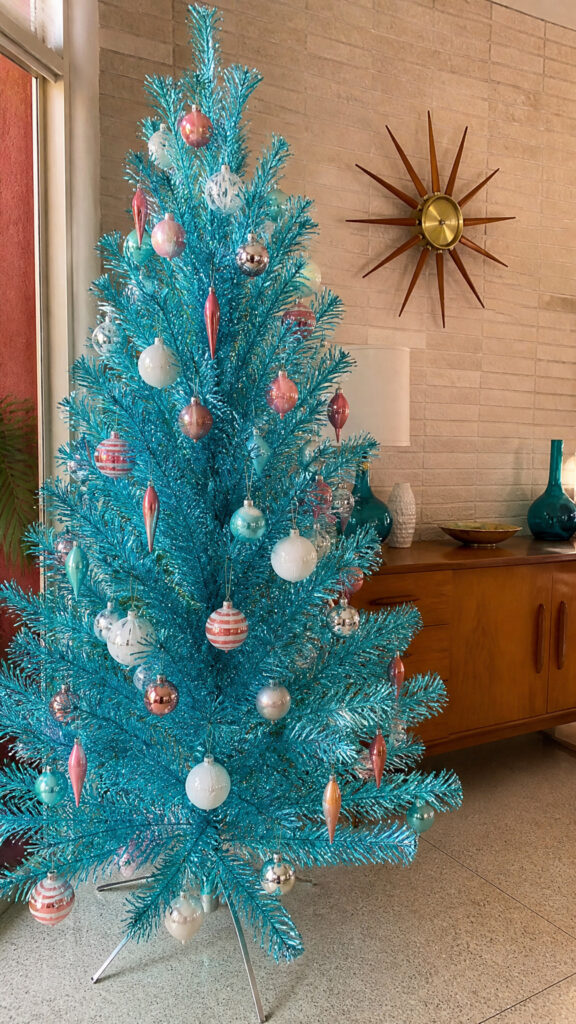 Teal and Turquoise Tinsel Treasures